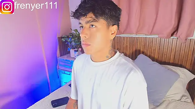 kiing azahell online show from 04/12/26, 02:05