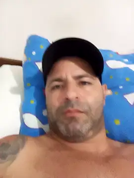 Snapshot of Marciogrei chatting on 02/15/25, 08:33 Marciogrei online show from 02/15/25, 08:33