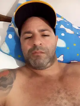 Snapshot of Marciogrei chatting on 03/15/25, 08:32 Marciogrei online show from 03/15/25, 08:32