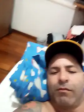 Snapshot of Marciogrei chatting on 03/17/25, 06:32 Marciogrei online show from 03/17/25, 06:32