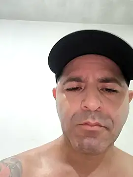 Snapshot of Marciogrei chatting on 12/15/25, 08:02 Marciogrei online show from 12/15/25, 08:02