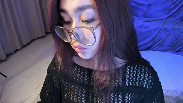 Yuriko May online show from 01/30/25, 03:40