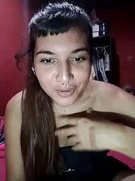 Snapshot of Cloeegoth chatting on 02/11/25, 04:55 Cloeegoth online show from 02/11/25, 04:55