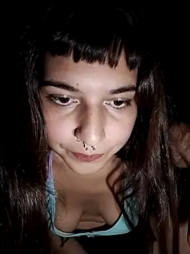 Snapshot of Cloeegoth chatting on 02/18/25, 02:59 Cloeegoth online show from 02/18/25, 02:59