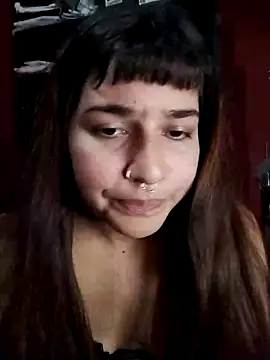 Snapshot of Cloeegoth chatting on 03/04/25, 10:49 Cloeegoth online show from 03/04/25, 10:49