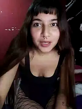 Snapshot of Cloeegoth chatting on 03/15/25, 03:40 Cloeegoth online show from 03/15/25, 03:40