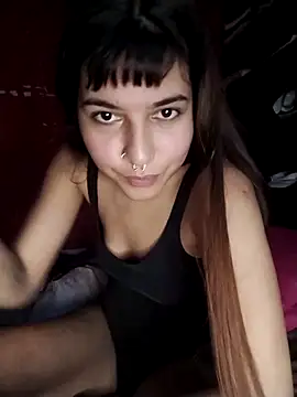 Snapshot of Cloeegoth chatting on 03/15/25, 06:21 Cloeegoth online show from 03/15/25, 06:21