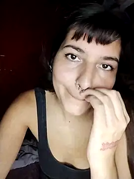 Snapshot of Cloeegoth chatting on 03/20/25, 03:23 Cloeegoth online show from 03/20/25, 03:23