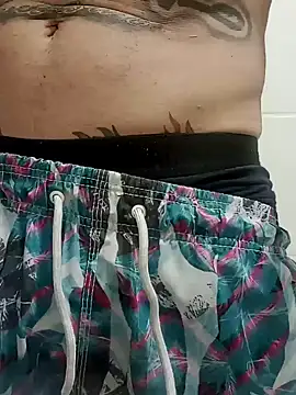 Snapshot of rolesexy chatting on 03/23/25, 02:04 rolesexy online show from 03/23/25, 02:04