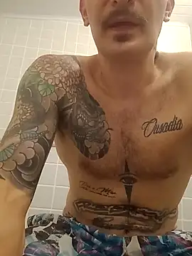 Snapshot of rolesexy chatting on 10/12/25, 09:14 rolesexy online show from 10/12/25, 09:14