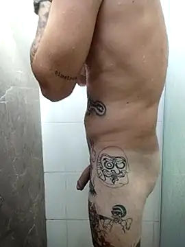 Snapshot of rolesexy chatting on 03/13/26, 08:04 rolesexy online show from 03/13/26, 08:04