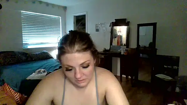 sophiarica online show from 05/31/26, 06:04