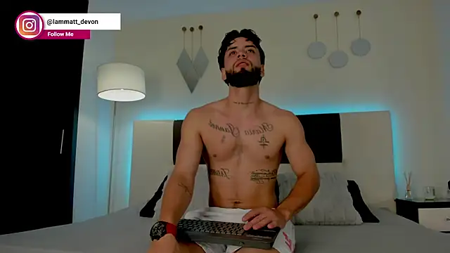 MattDevon online show from 12/23/25, 04:21