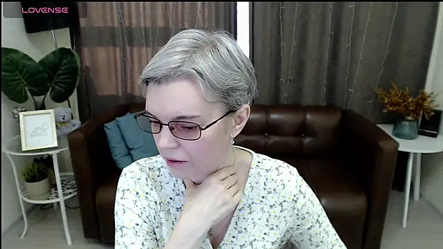 Cutie Erikaa1 online show from 01/22/25, 05:48