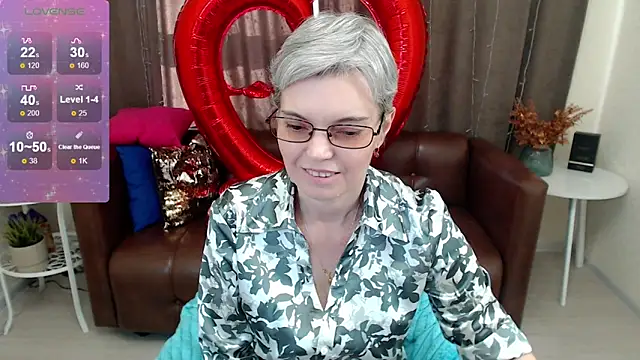 Cutie Erikaa1 online show from 02/10/25, 08:42