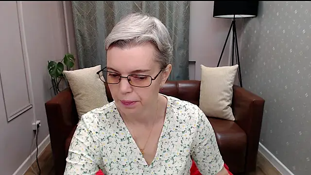 Cutie Erikaa1 online show from 10/18/25, 02:25