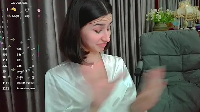 Taiyu Yoshiwara online show from 02/02/25, 12:19