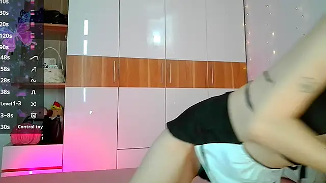 Taiyu Yoshiwara online show from 11/07/25, 11:38