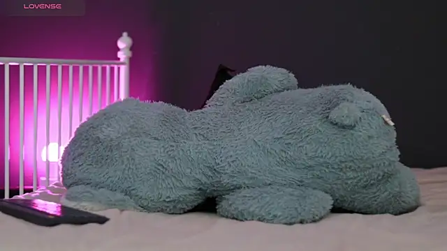 Snapshot of MissLilaa chatting on 01/24/25, 12:20 MissLilaa online show from 01/24/25, 12:20