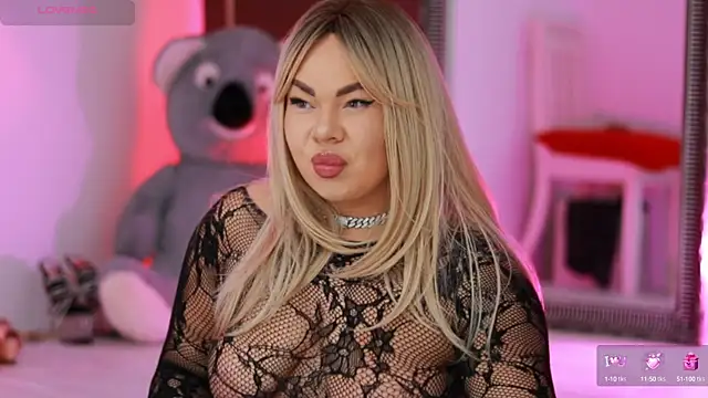 MissLilaa online show from 03/16/25, 05:28