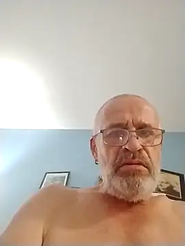 geilerschwanz64 online show from 09/26/25, 08:40