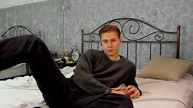 Snapshot of Marcus_Swampov chatting on 12/02/24, 03:25 Marcus Swampov online show from 12/02/24, 03:25