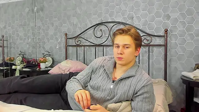 Snapshot of Marcus_Swampov chatting on 01/17/25, 08:11 Marcus Swampov online show from 01/17/25, 08:11