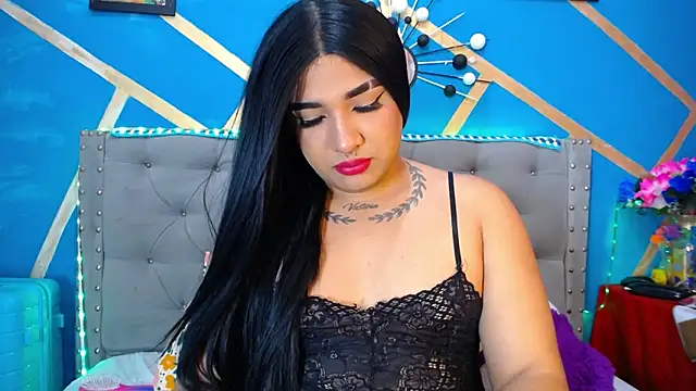 Snapshot of _Empera_ chatting on 01/29/25, 12:43 Empera online show from 01/29/25, 12:43