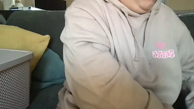 Tallulah-mae-xoxox online show from 03/05/25, 01:50