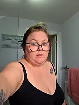 Tallulah-mae-xoxox online show from 04/12/26, 02:11