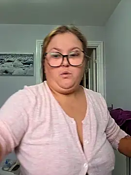 Tallulah-mae-xoxox online show from 06/02/26, 08:16