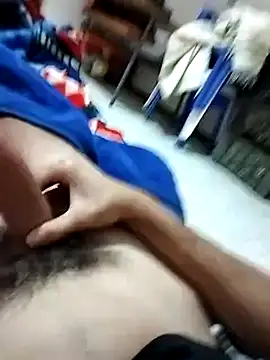 Imtoop22cm online show from 10/05/25, 01:15