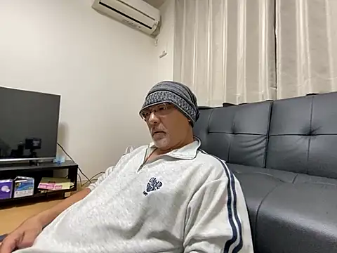 Grandpa29hijii online show from 11/09/25, 12:36