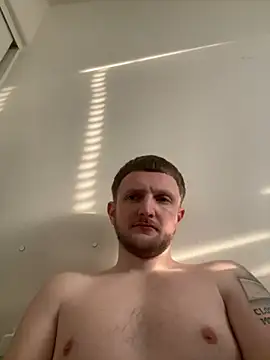 Snapshot of LoveItAllxHnH chatting on 01/25/25, 03:52 LoveItAllxHnH online show from 01/25/25, 03:52