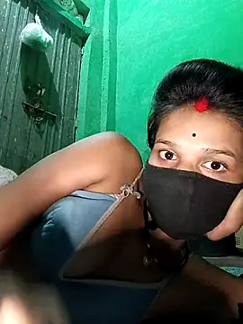 Hoty girl 143 online show from 11/24/25, 12:05