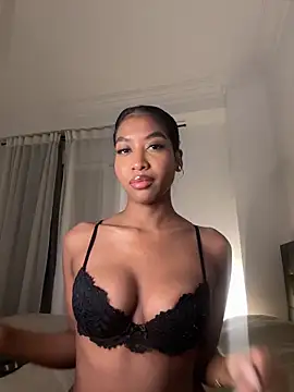 IamCrystal2 online show from 03/11/26, 02:28