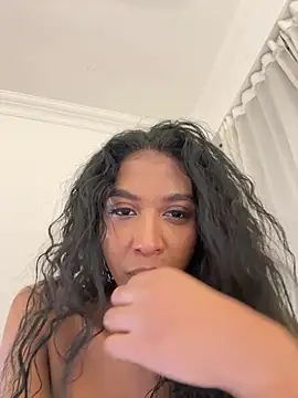 IamCrystal2 online show from 05/15/26, 10:50