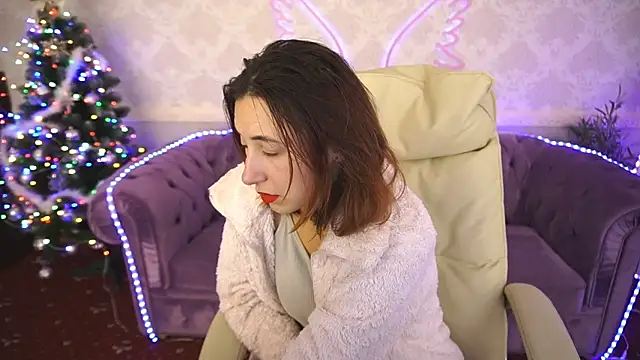 Roxy Rayy online show from 12/16/24, 07:43