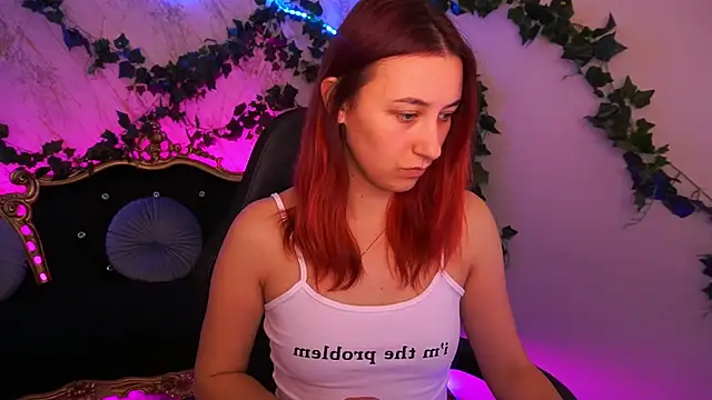 Roxy Rayy online show from 11/17/25, 03:07