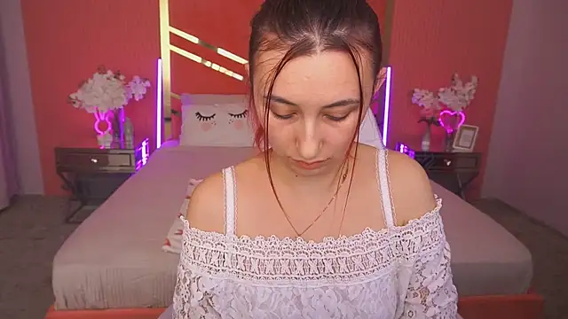 Roxy Rayy online show from 11/19/25, 03:45