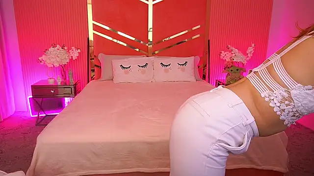 Roxy Rayy online show from 12/02/25, 03:07