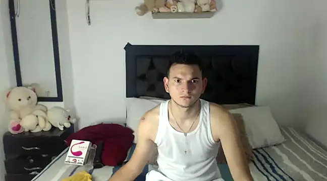 Latin Boy24 online show from 02/25/25, 07:14