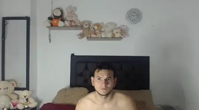 Latin Boy24 online show from 03/12/25, 02:30