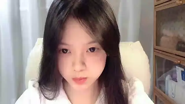 Snapshot of max688 chatting on 11/16/25, 10:32 max688 online show from 11/16/25, 10:32