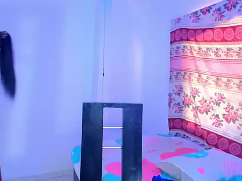 Snapshot of Mystickittyy_ chatting on 03/22/26, 04:21 Mystickittyy online show from 03/22/26, 04:21