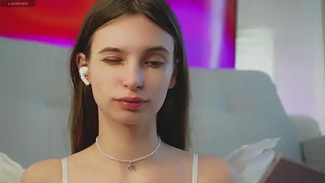 EvaLung777 online show from 02/25/25, 07:42