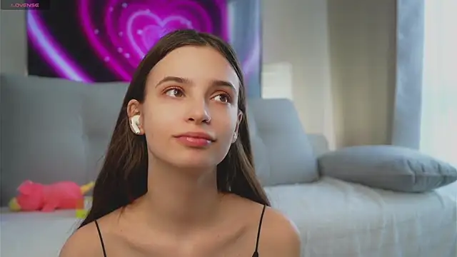 EvaLung777 online show from 03/07/25, 08:56