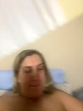 Snapshot of Bia_sexynovaes chatting on 11/30/25, 01:20 Bia sexynovaes online show from 11/30/25, 01:20