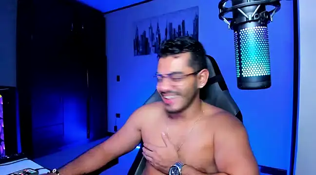 BrunoD31 online show from 12/28/24, 04:19