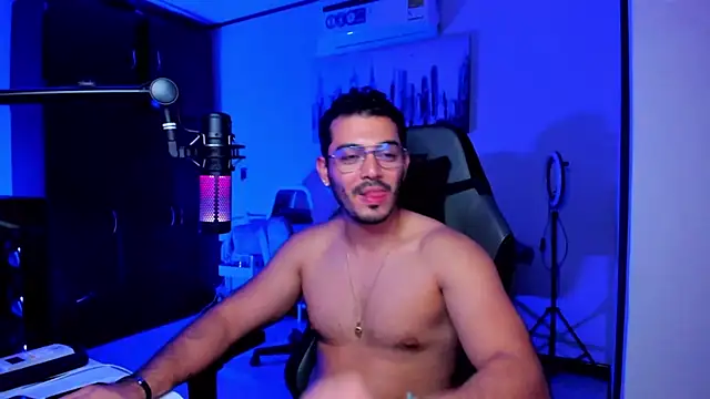 BrunoD31 online show from 11/13/25, 03:16